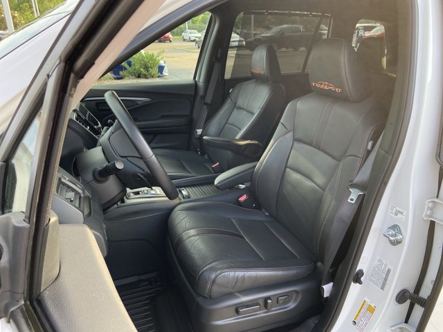 Used 2023 Honda Passport TrailSport image 18