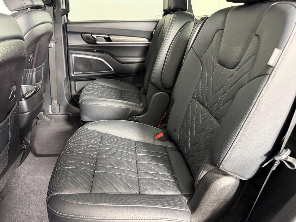 Used 2025 Kia Telluride SX X-Line AWD/4WD image 19