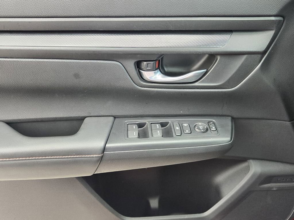 Used 2025 Honda CR-V Sport image 27