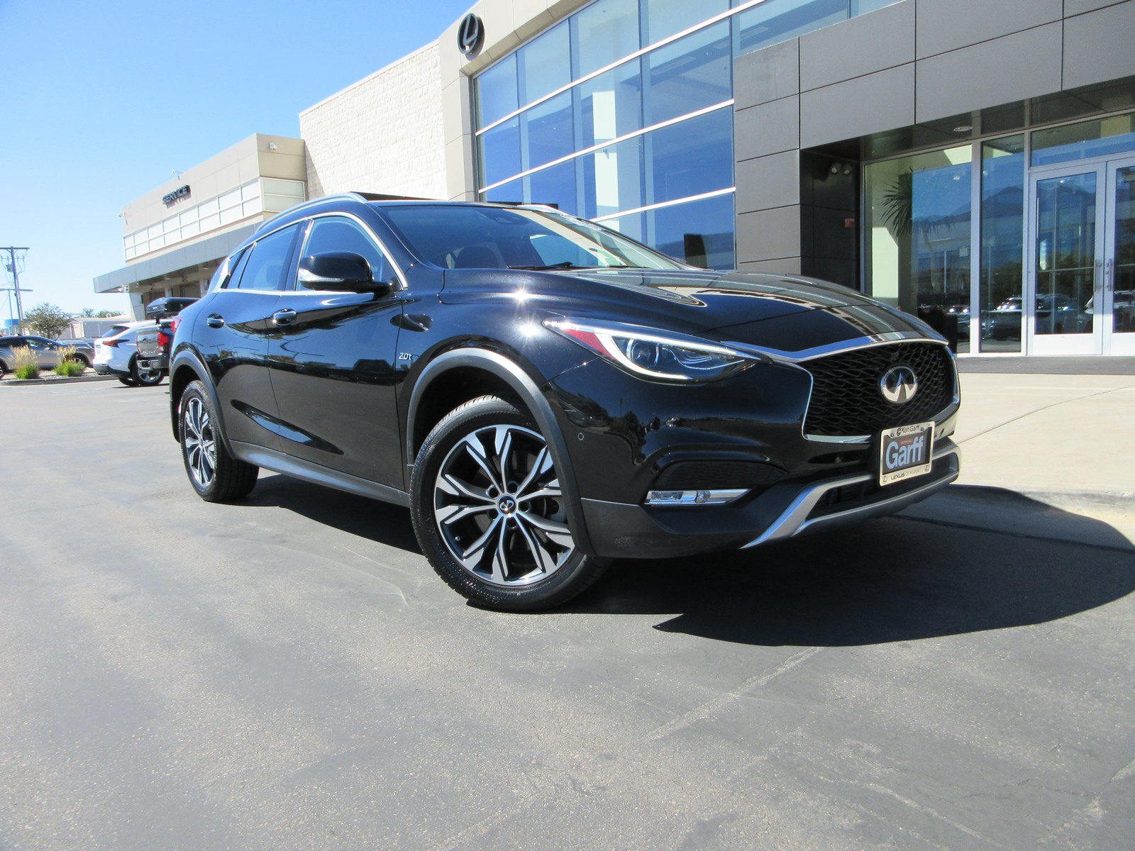 Used 2018 INFINITI QX30 AWD w/ Pro Assist Package image 14