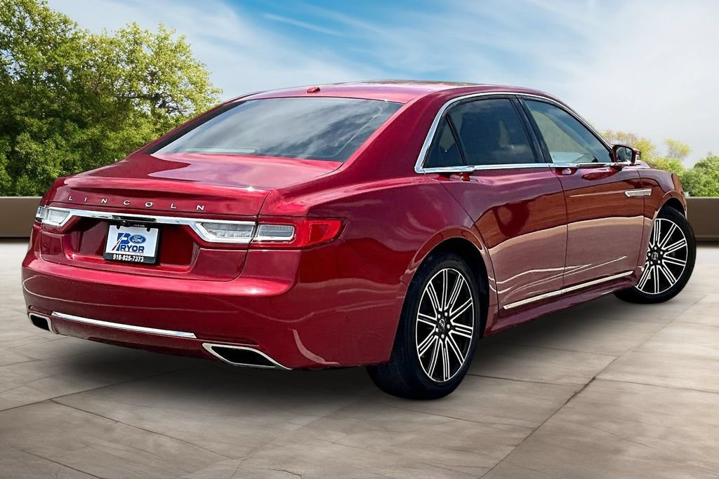 Used 2017 Lincoln Continental Reserve w/ Technology Package FWD image 2