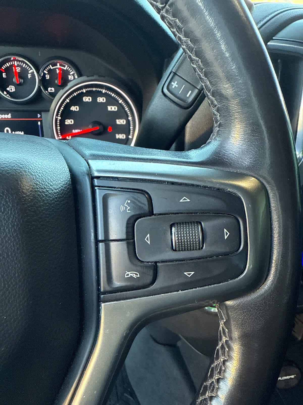 Used 2021 Chevrolet Silverado 1500 RST image 19