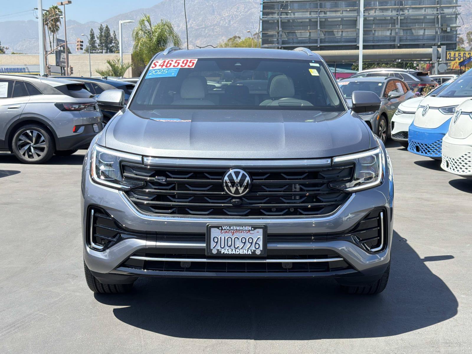 Certified 2025 Volkswagen Atlas Cross Sport SEL Premium R-Line AWD/4WD image 2