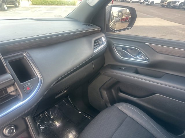 Used 2021 Chevrolet Suburban LS w/ Driver Alert Package image 13