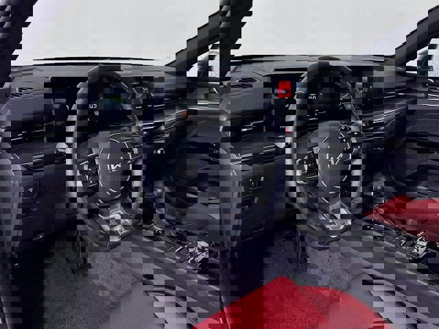 New 2025 Kia K5 GT-Line w/ GT-Line Premium Package image 10