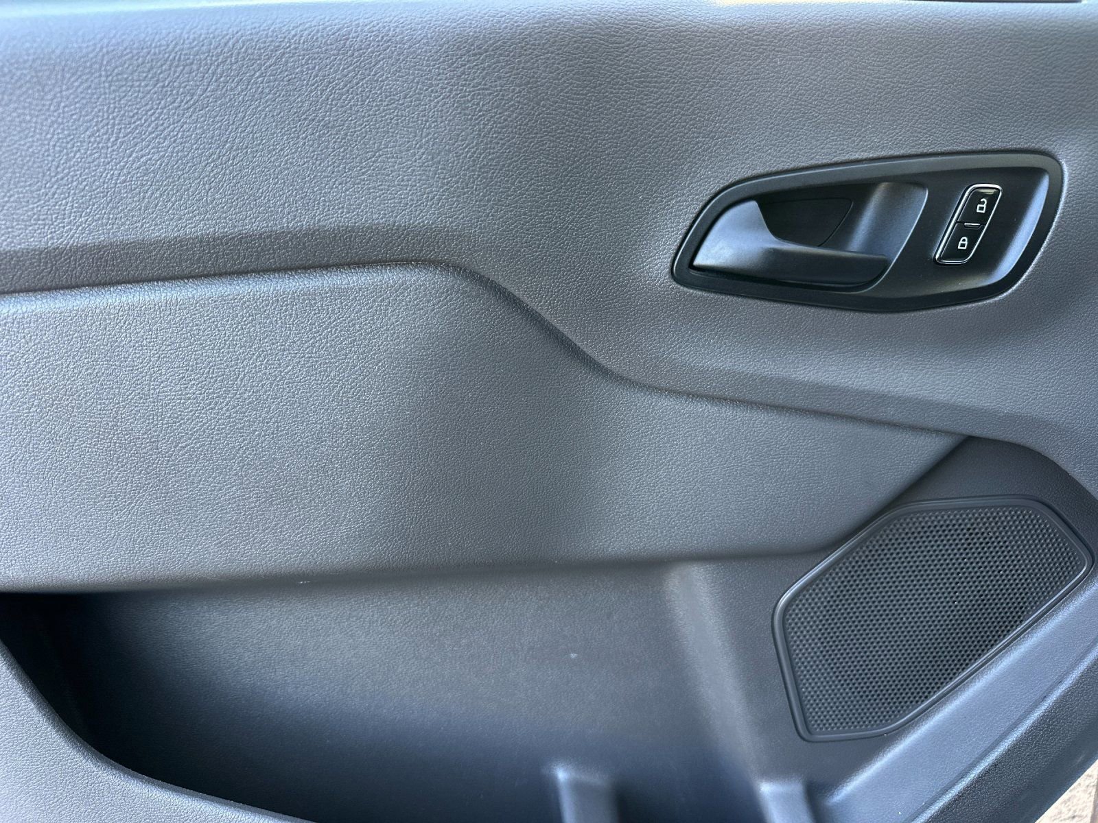 Used 2023 Ford Transit 350 XL image 11