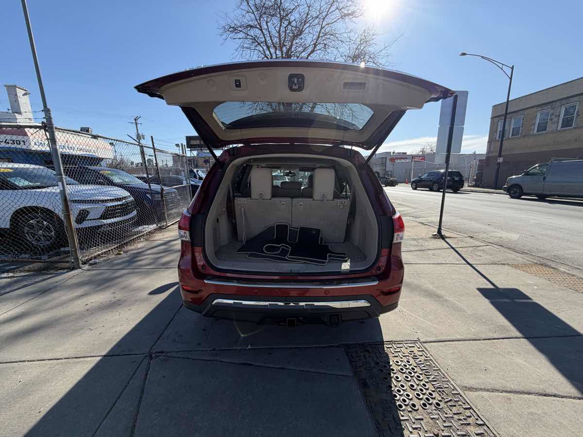 Used 2014 Nissan Pathfinder SL w/ SL Premium Package image 21