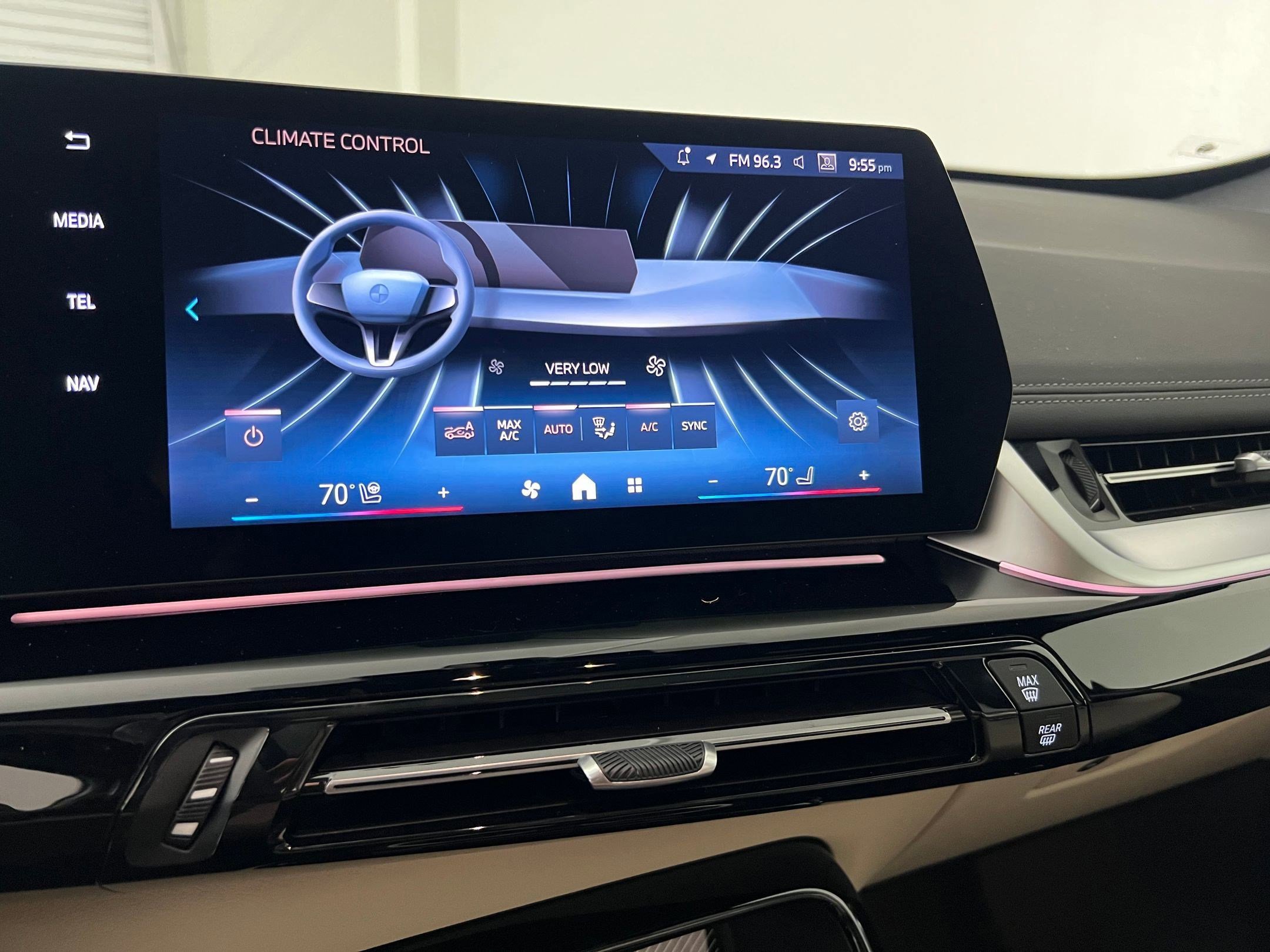 Used 2025 BMW X1 xDrive28i w/ Convenience Package image 27