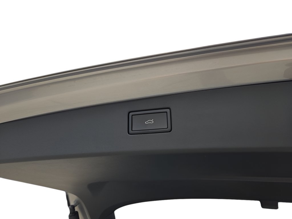 New 2026 Volkswagen Tiguan SE AWD/4WD image 10