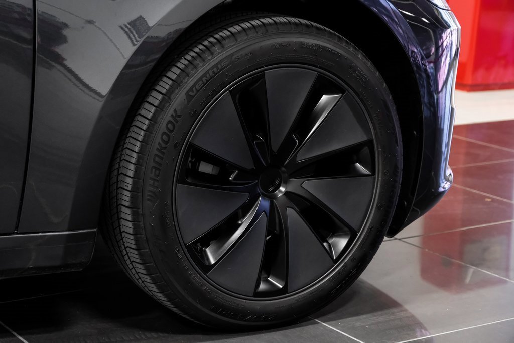 Used 2025 Tesla Model 3 Long Range image 59