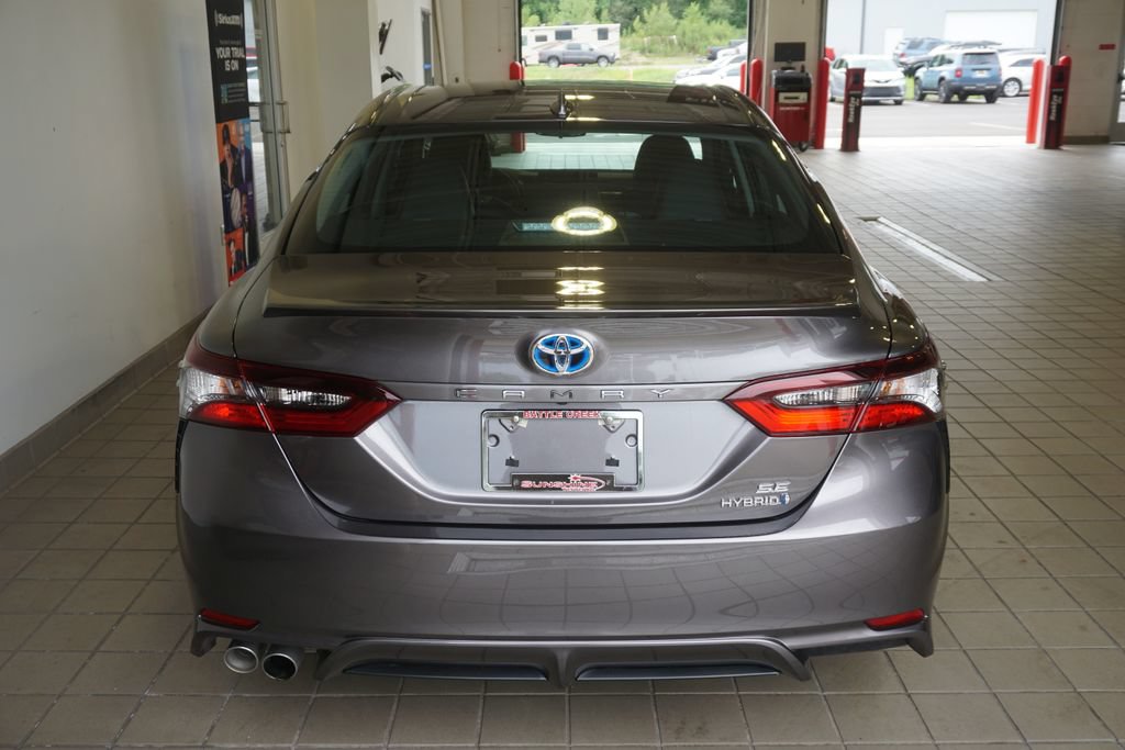 Certified 2024 Toyota Camry SE FWD image 15