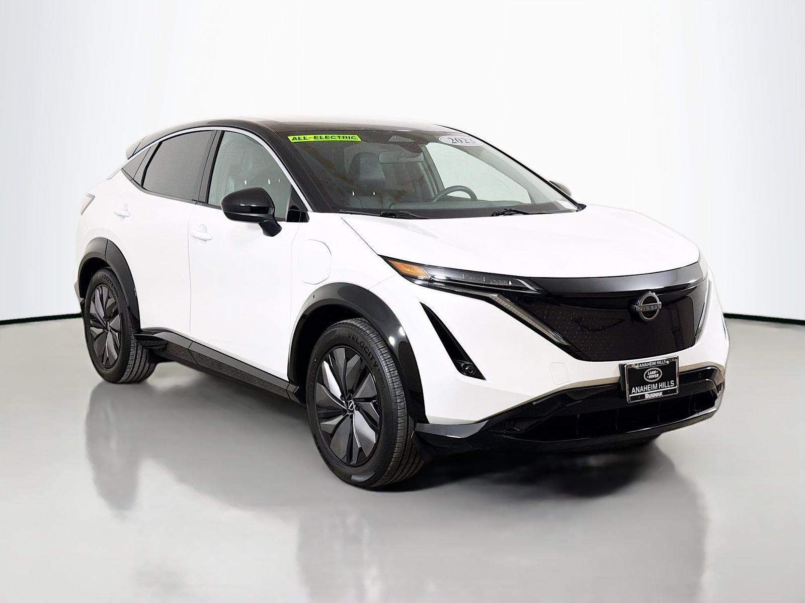 Used 2023 Nissan Ariya FWD image 7
