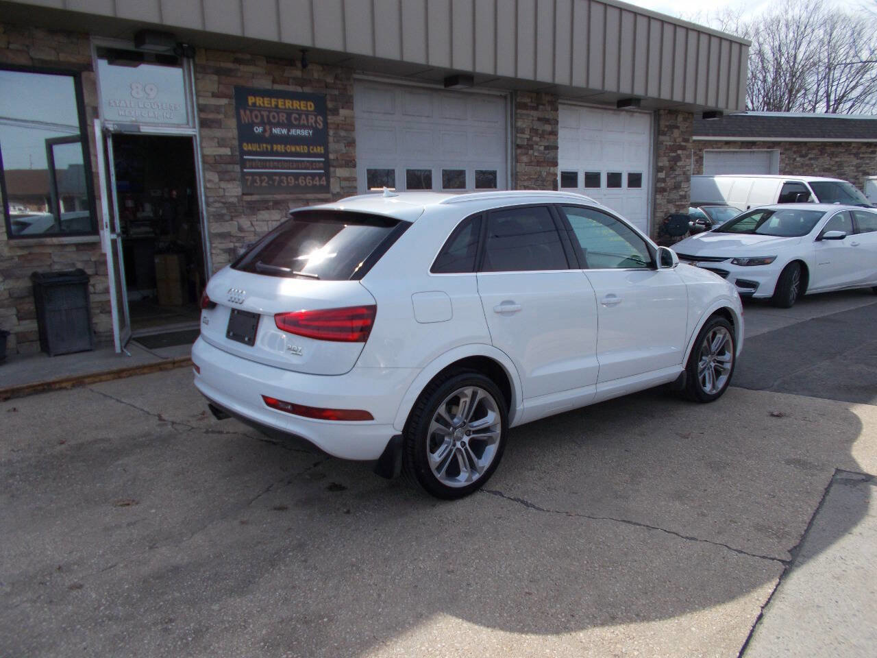 Used 2015 Audi Q3 2.0T Premium Plus w/ Sport Package image 3
