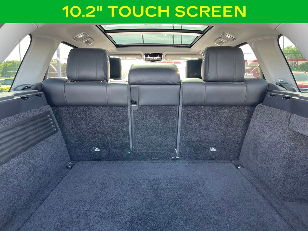 Used 2017 Land Rover Range Rover HSE AWD/4WD image 12