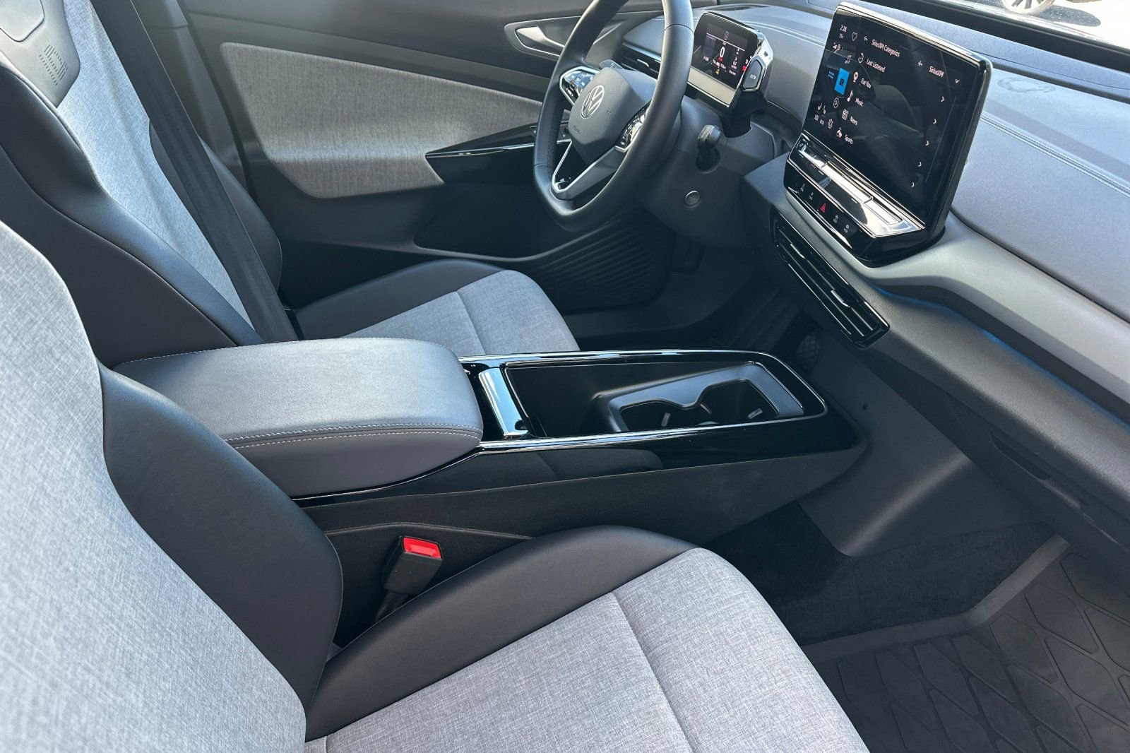 Used 2023 Volkswagen ID.4 Pro image 16