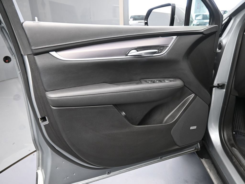 Used 2024 Cadillac XT5 Luxury image 15