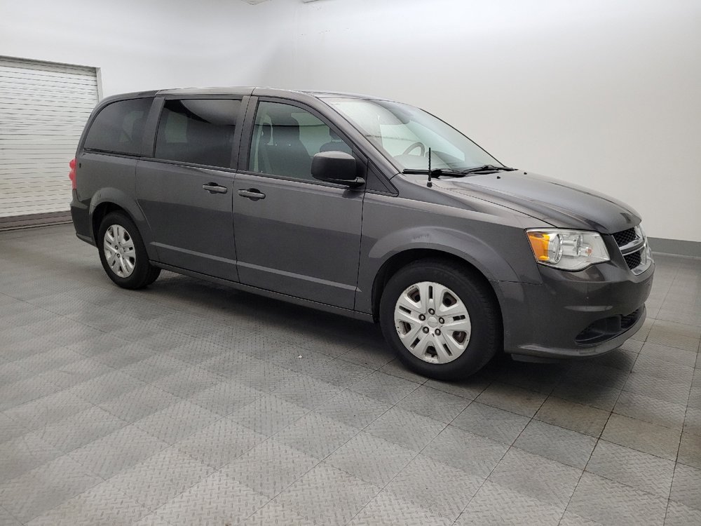 Used 2018 Dodge Grand Caravan SE w/ UConnect Hands-Free Group image 11