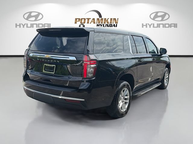 Used 2024 Chevrolet Suburban LT AWD/4WD image 5
