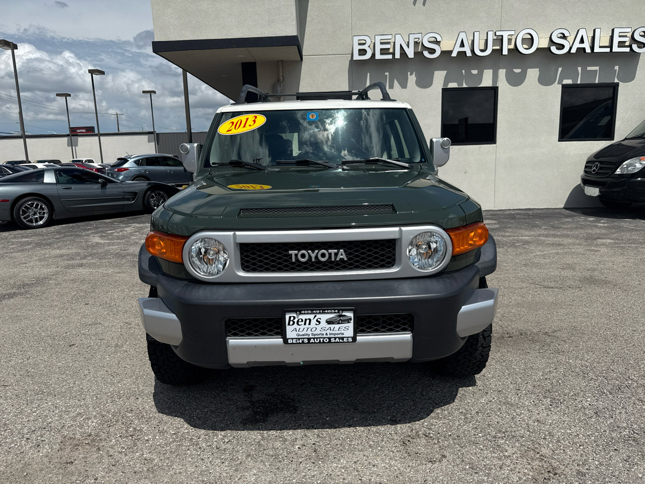 Used 2013 Toyota FJ Cruiser 2WD image 3