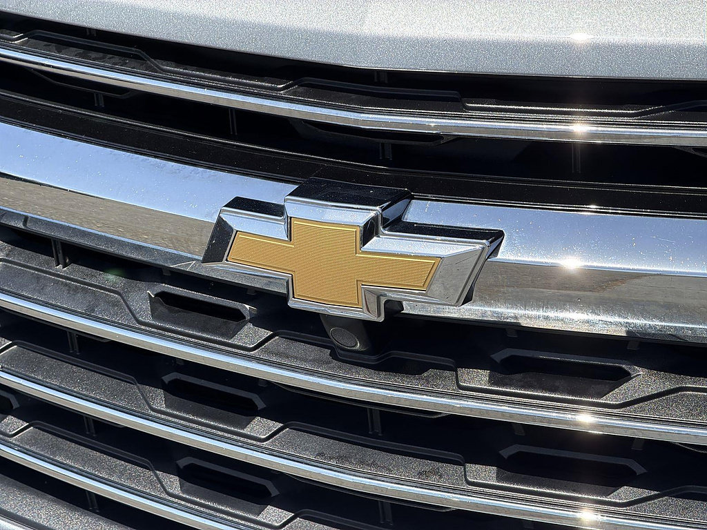 Used 2025 Chevrolet Traverse LT AWD/4WD image 30
