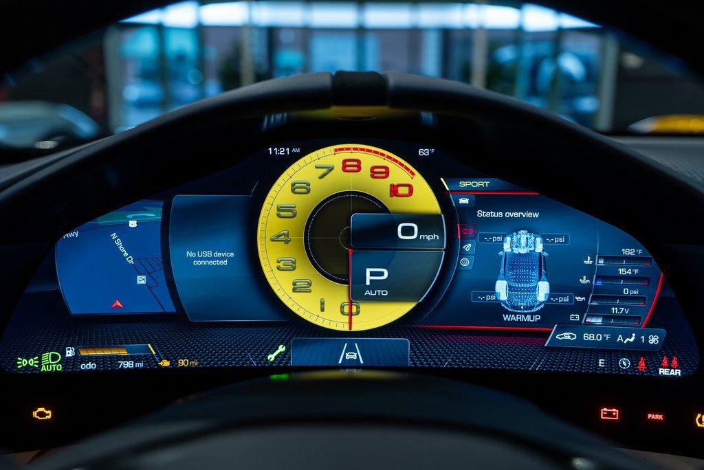 Certified 2024 Ferrari Roma Spider RWD image 32