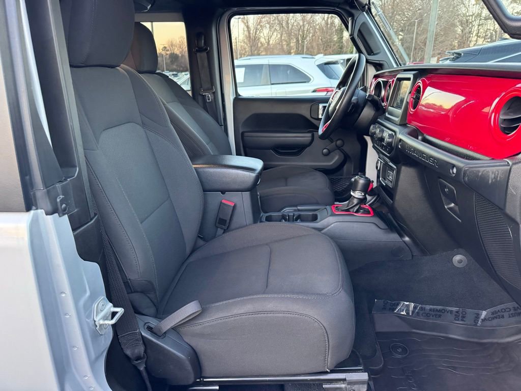 Used 2023 Jeep Wrangler Sport image 23