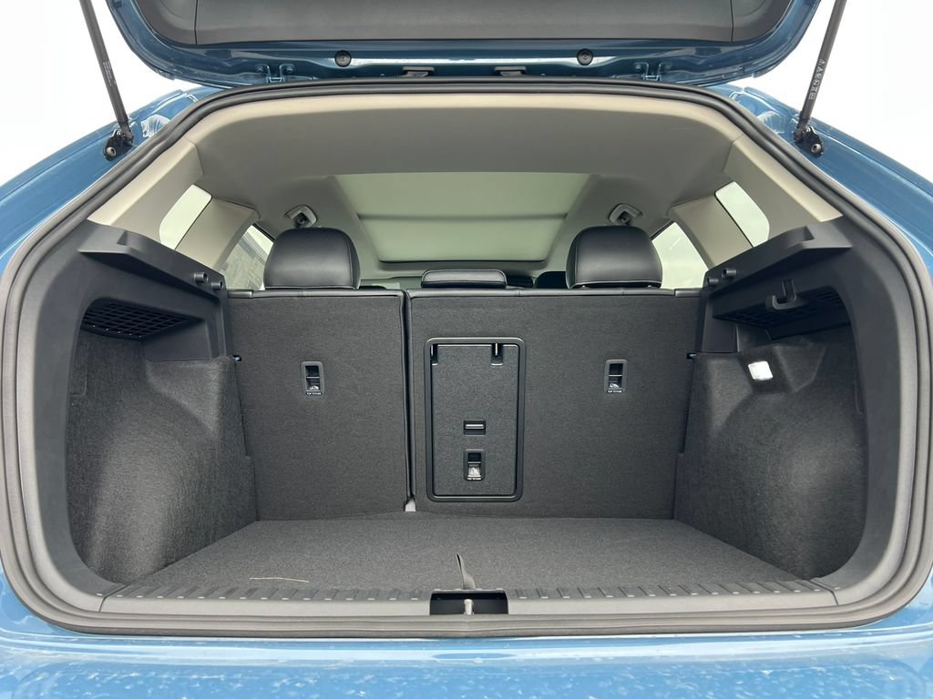 New 2026 Volkswagen Taos SE AWD/4WD image 39