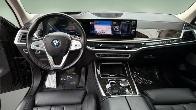 Used 2023 BMW X7 xDrive40i AWD/4WD image 18