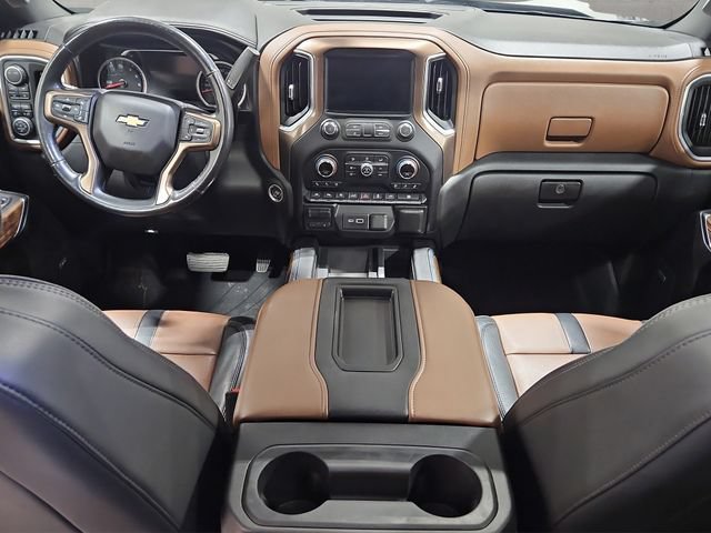 Used 2020 Chevrolet Silverado 1500 High Country w/ Technology Package AWD/4WD image 2