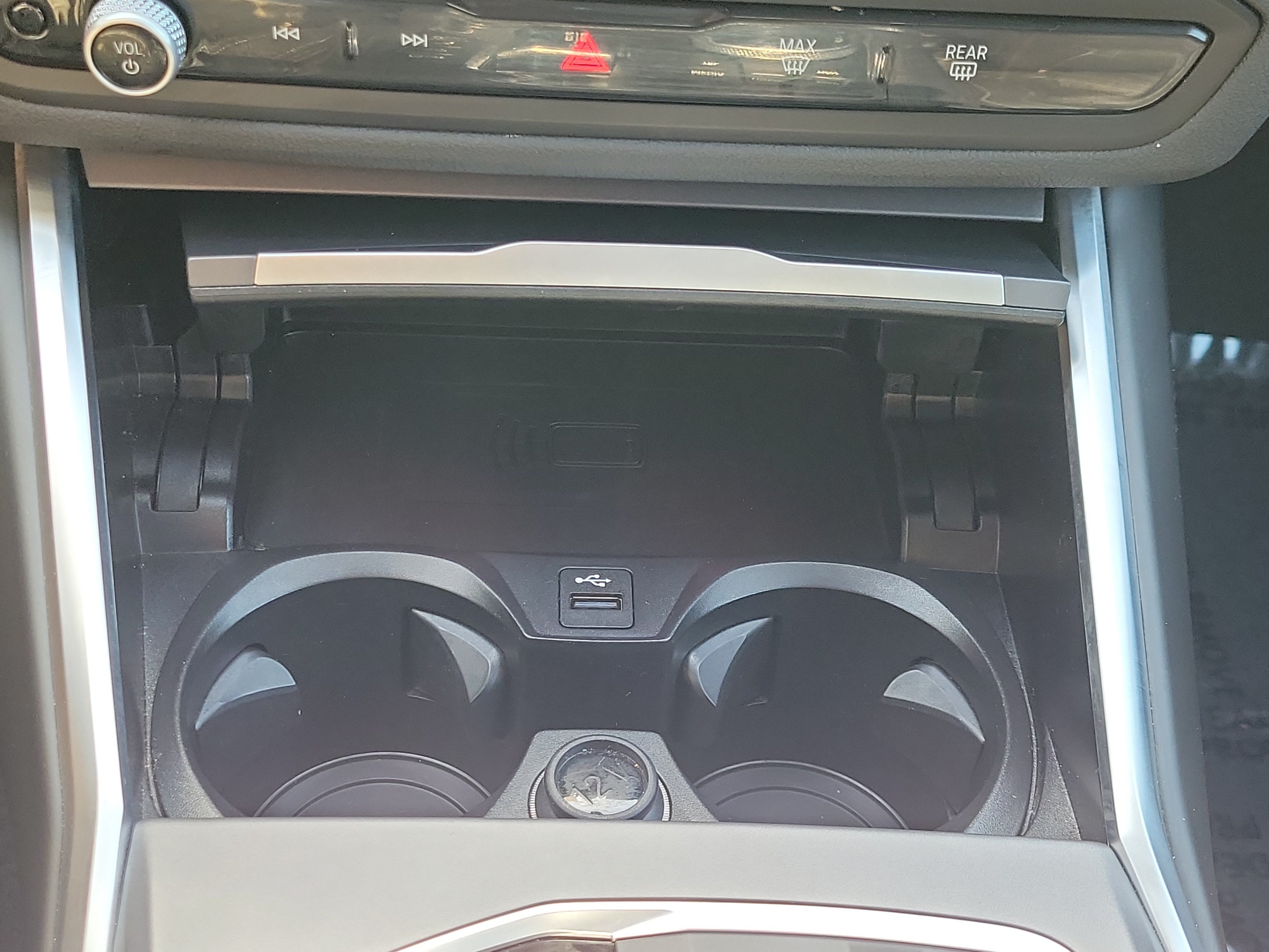 New 2025 BMW 230i Coupe w/ Convenience Package RWD image 20