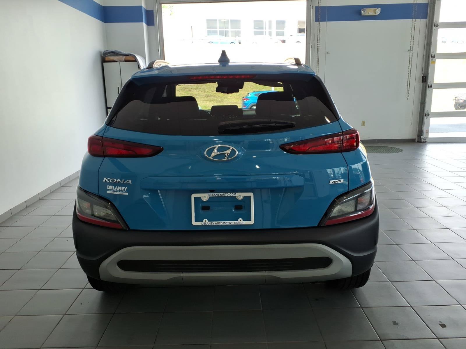 Used 2023 Hyundai Kona SEL w/ Cargo Package AWD/4WD image 6