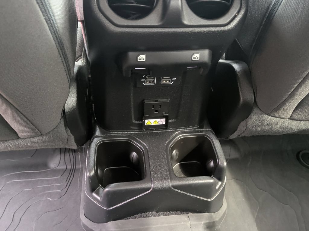 Used 2023 Jeep Gladiator Sport AWD/4WD image 39