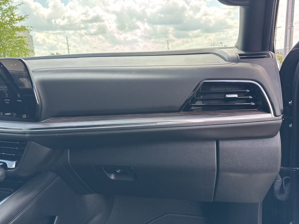 Used 2025 Chevrolet Tahoe Z71 AWD/4WD image 22