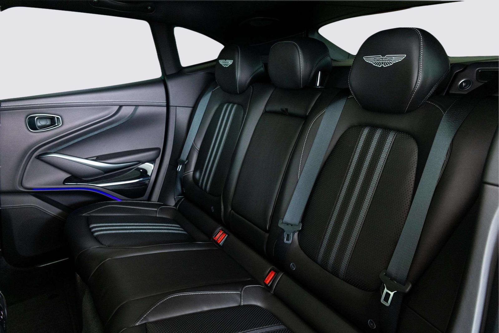 New 2026 Aston Martin DBX 707 AWD/4WD image 40