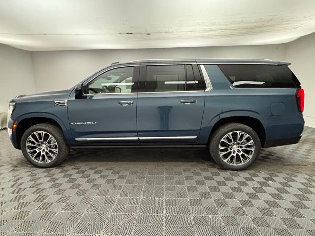 New 2026 GMC Yukon XL Denali w/ Denali Reserve Package image 17