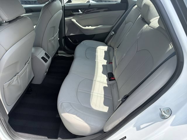 Used 2017 Hyundai Sonata Limited w/ Ultimate Package 04 FWD image 22