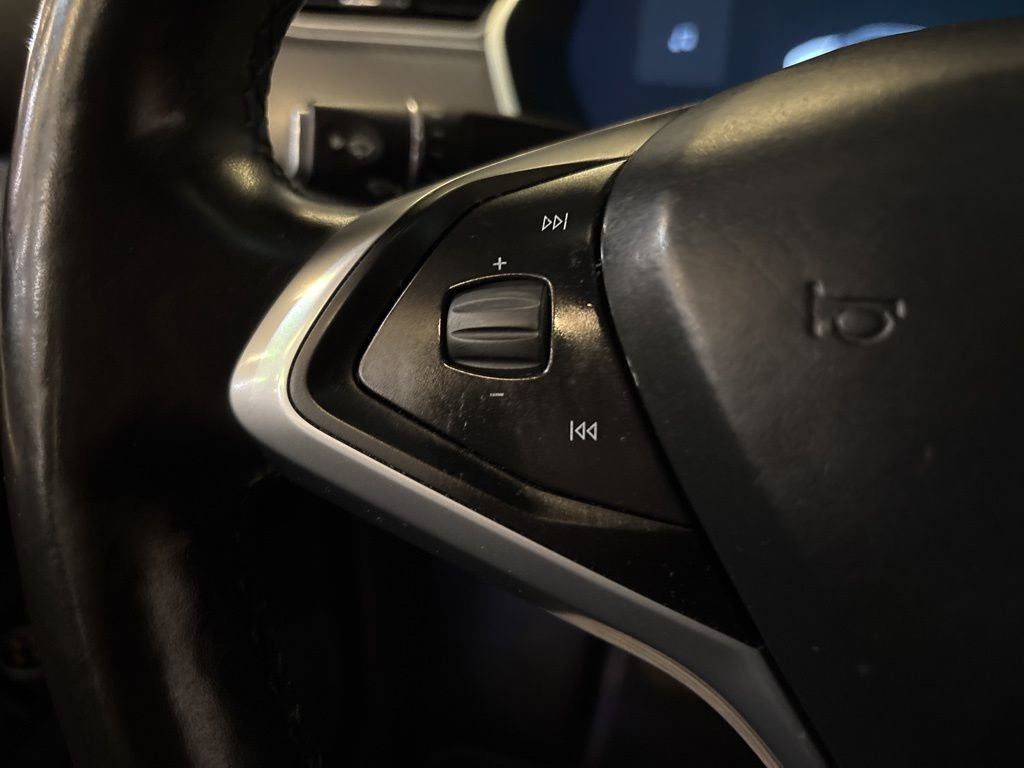 Used 2017 Tesla Model X 100D image 25