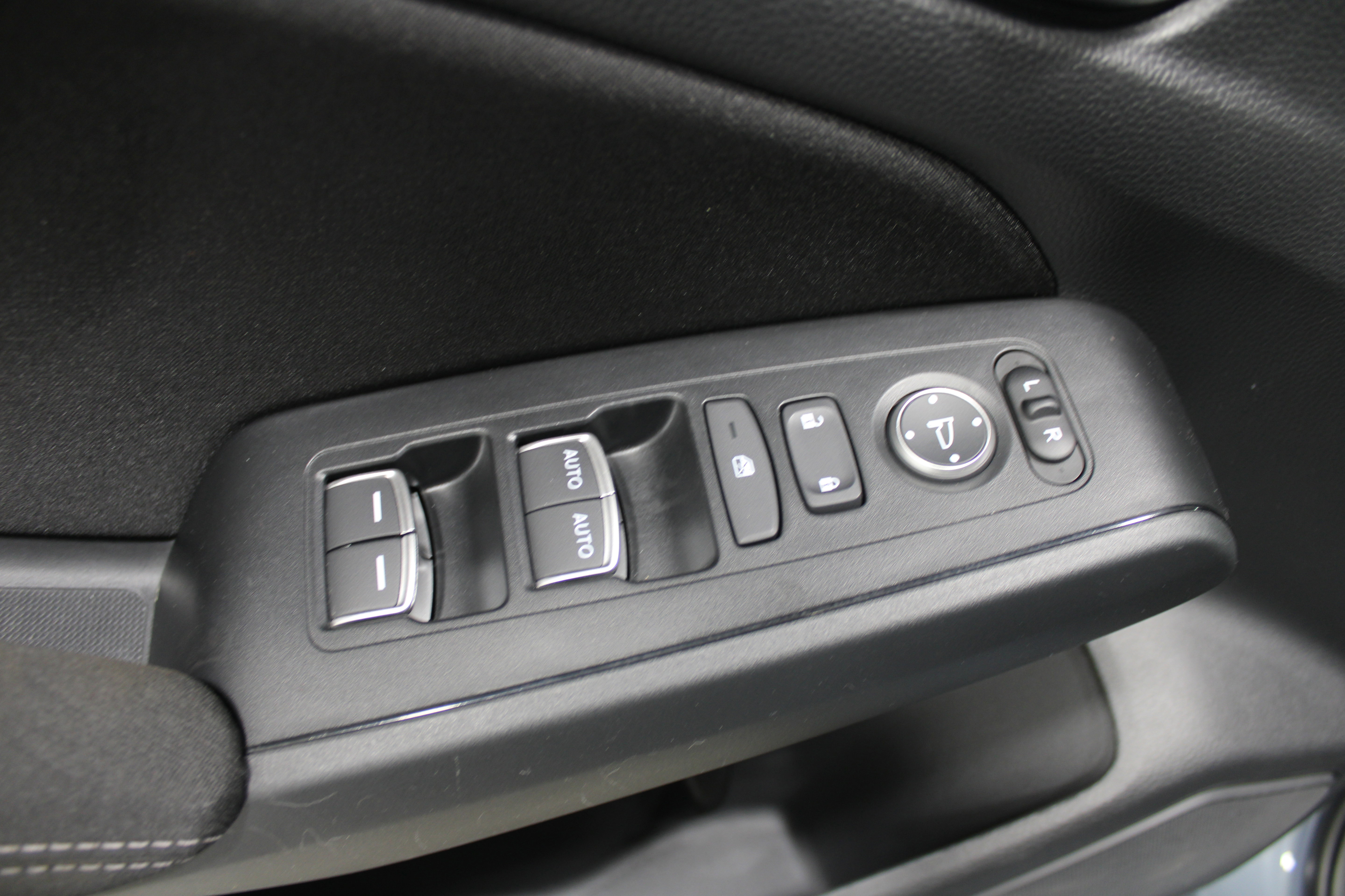 Used 2023 Honda Civic Sport image 4