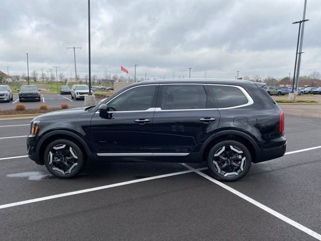Used 2024 Kia Telluride S w/ S Sunroof Package image 8