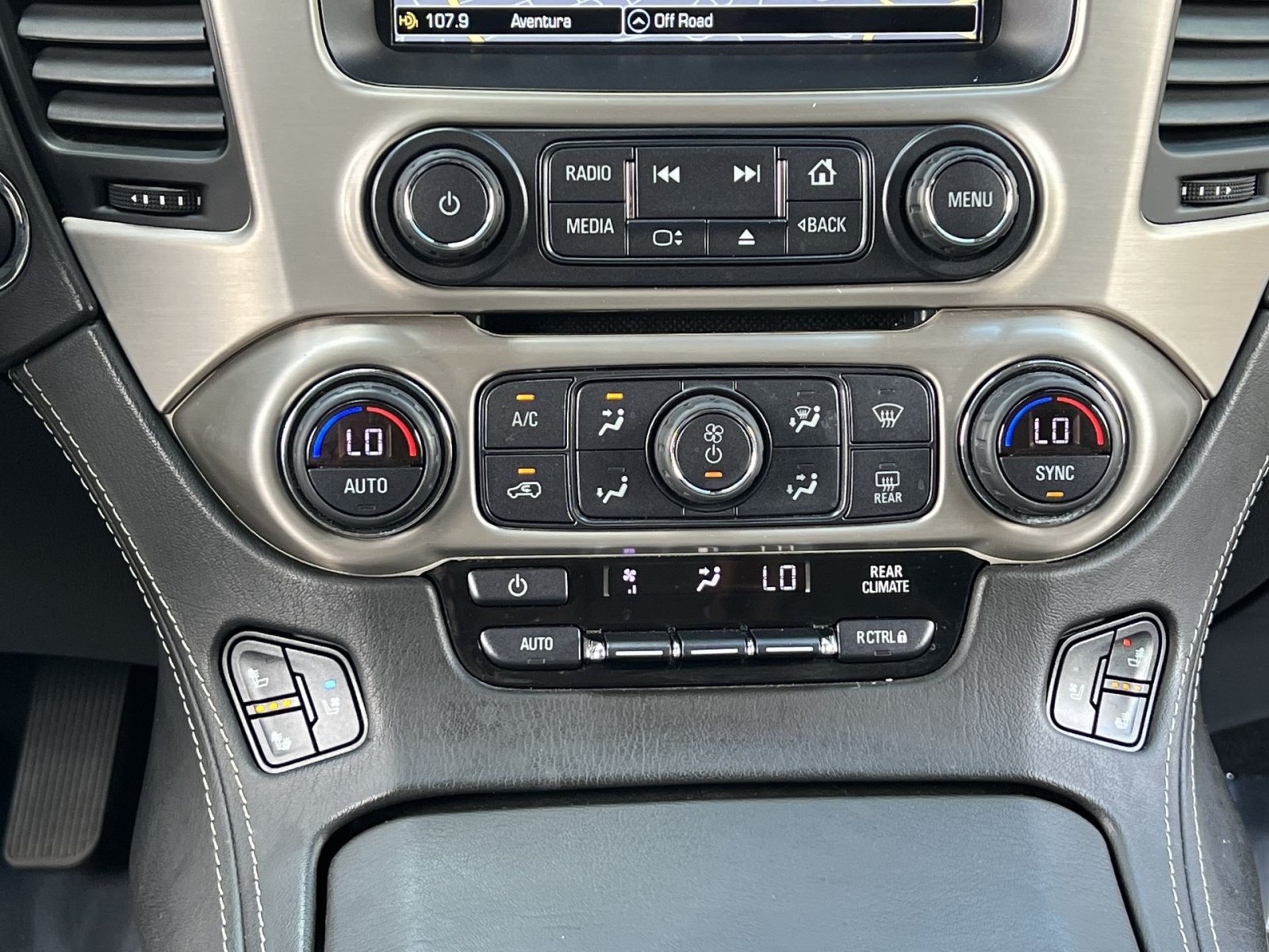 Used 2019 GMC Yukon Denali w/ Denali Ultimate Package AWD/4WD image 20