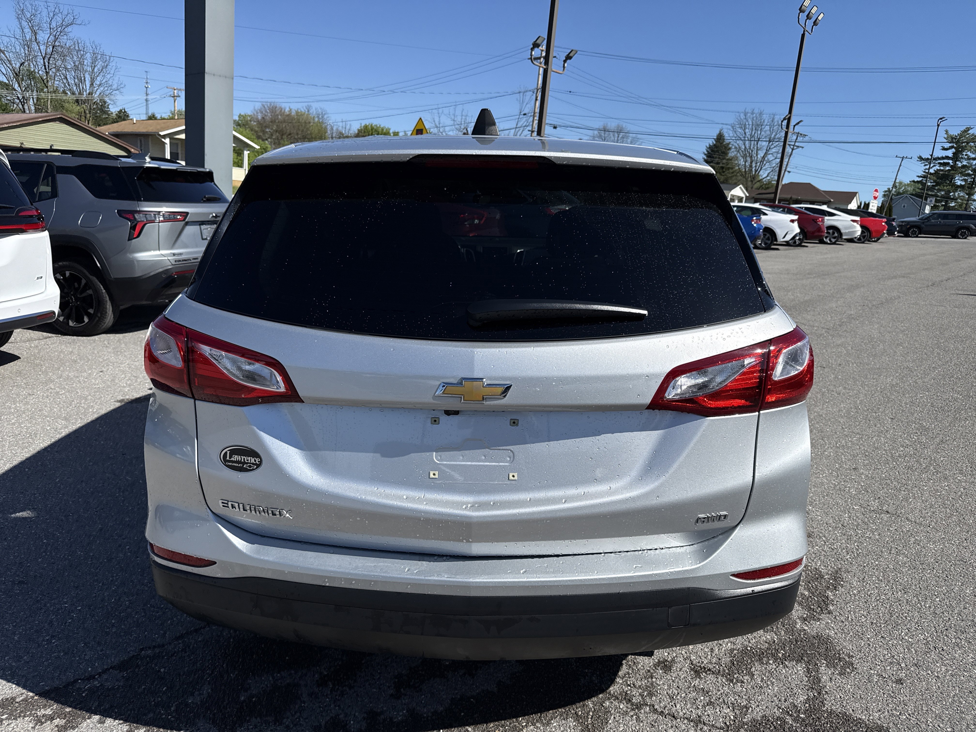 Used 2019 Chevrolet Equinox LS w/ LS Convenience Package AWD/4WD video 4