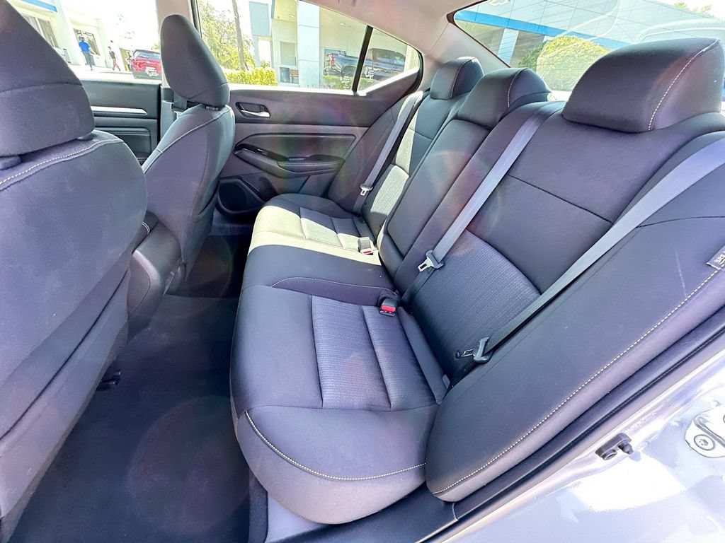 Used 2021 Nissan Altima 2.5 SV w/ SV Premium Package FWD image 24