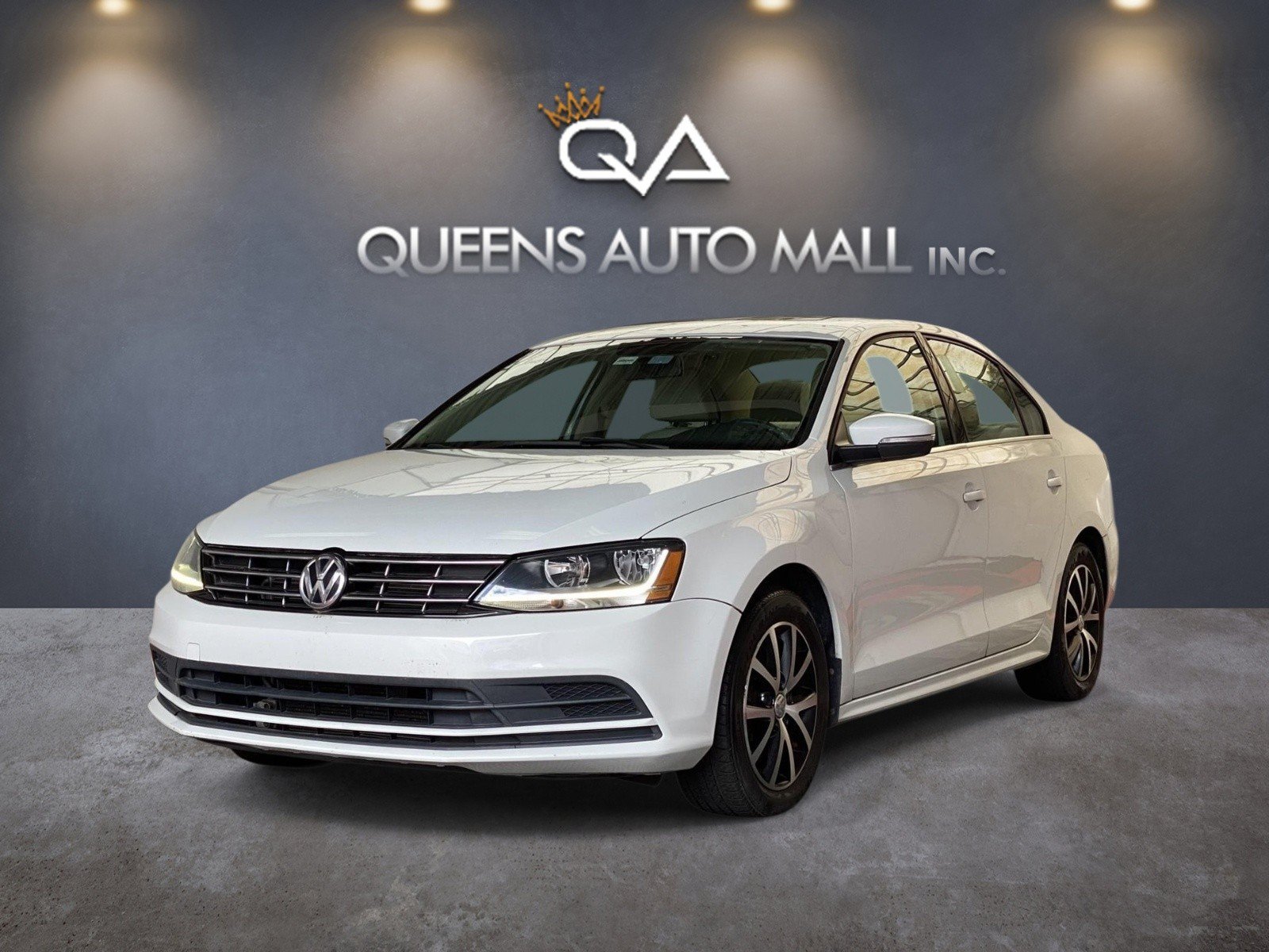 Used 2018 Volkswagen Jetta SE FWD image 3