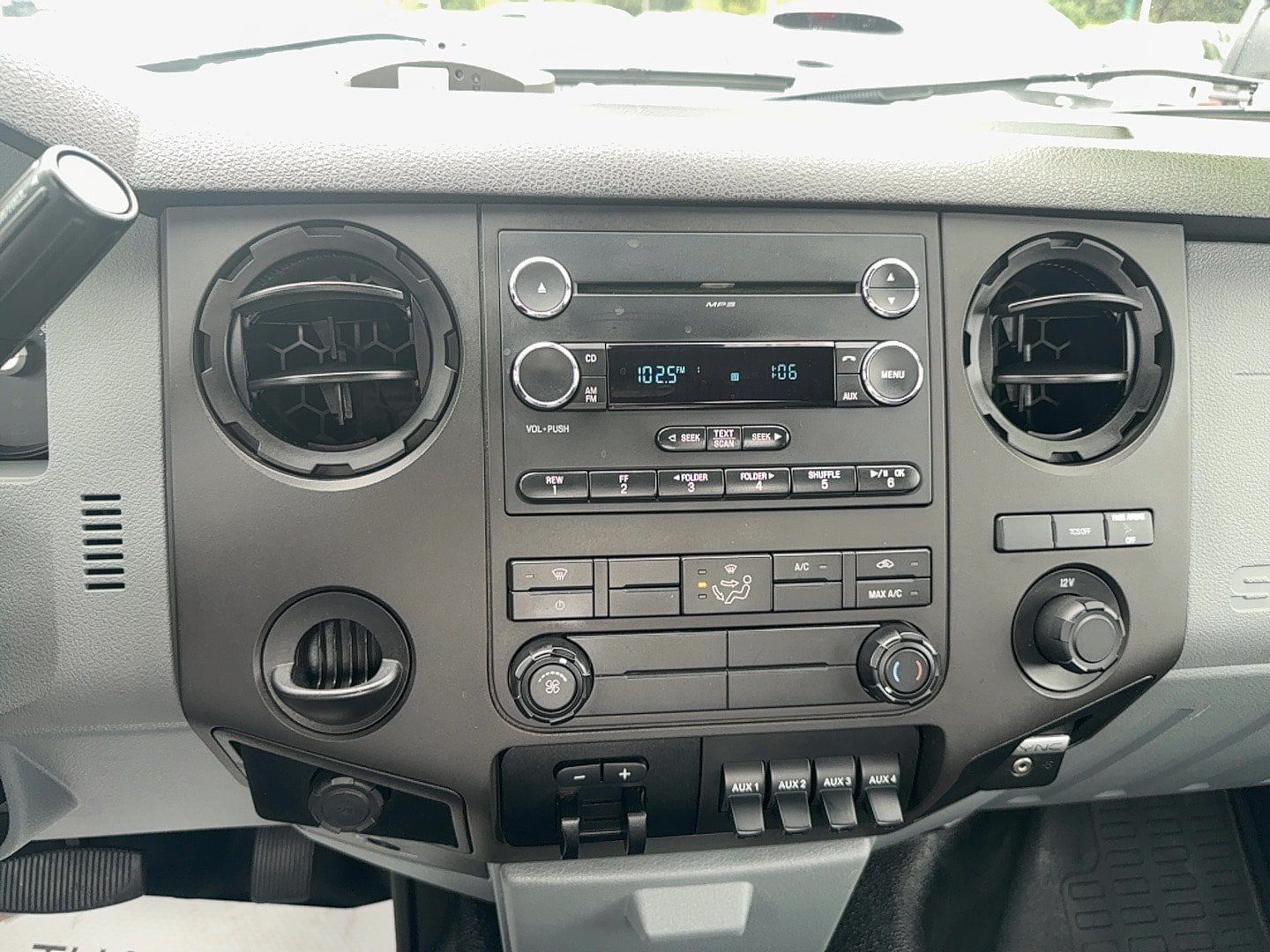 Used 2016 Ford F350 XL w/ XL Appearance Package RWD image 19