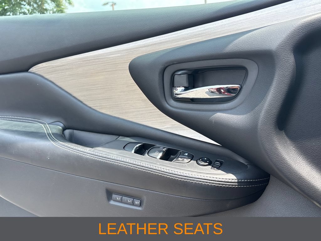 Used 2015 Nissan Murano Platinum w/ Platinum Technology Package AWD/4WD image 9