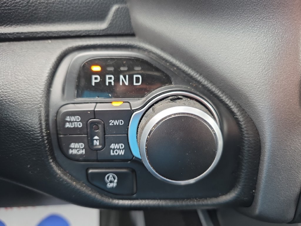 Used 2020 RAM 1500 Big Horn AWD/4WD image 20