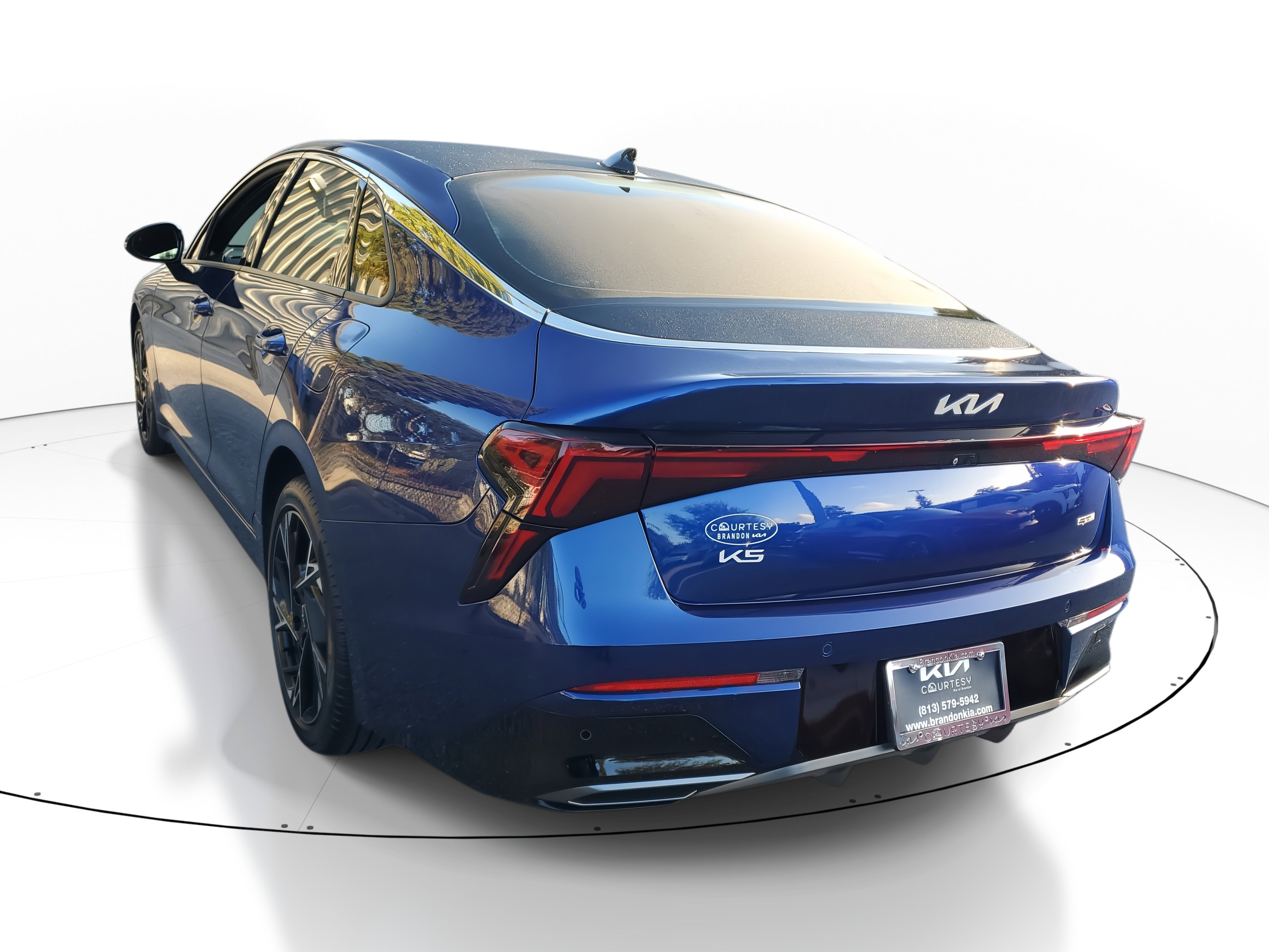 Used 2025 Kia K5 GT-Line w/ GT-Line Premium Package image 2