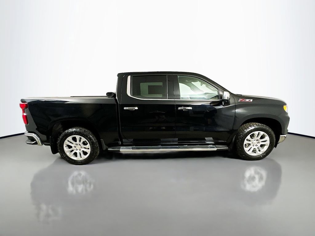 Used 2024 Chevrolet Silverado 1500 LTZ AWD/4WD image 7