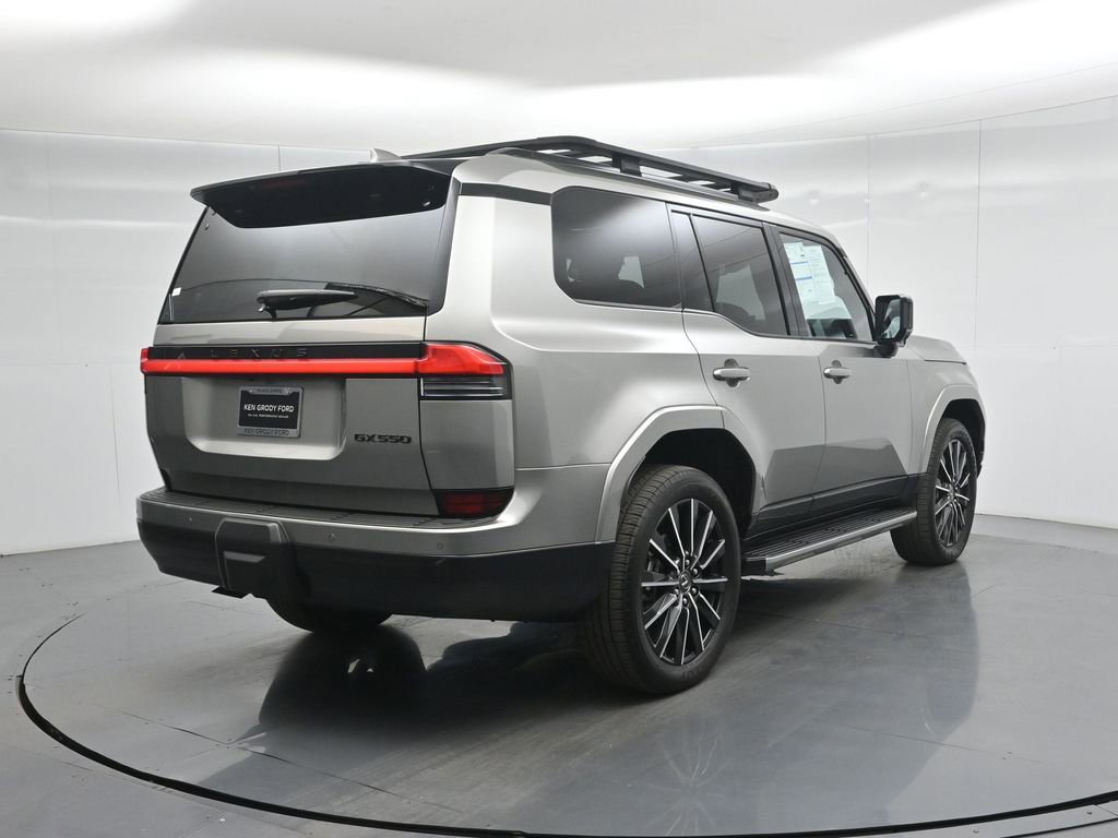 Used 2025 Lexus GX 550 w/ Accessory Package (2T) image 30