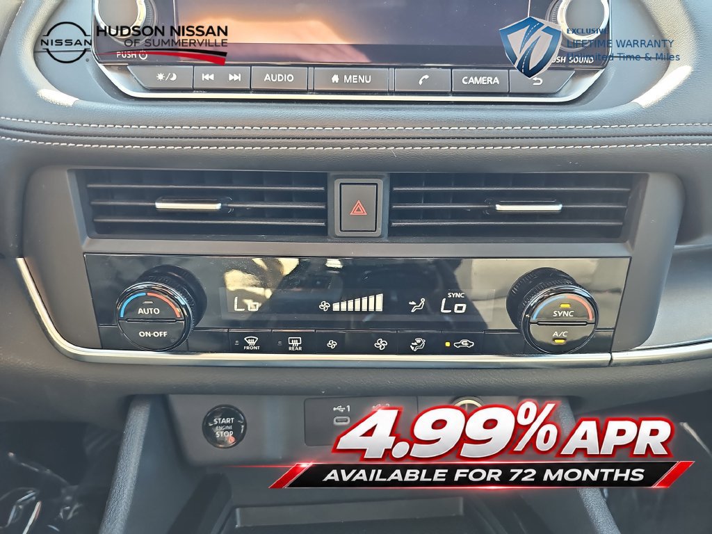 Used 2025 Nissan Rogue SV FWD image 25
